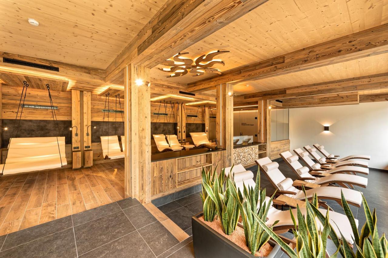 Biohotel Rastbichlhof Neustift im Stubaital Exterior photo